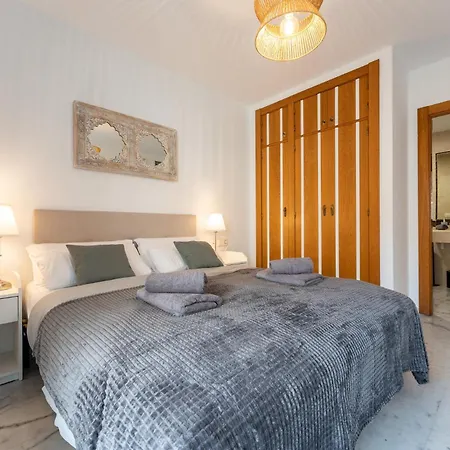 Apartment Coastal Comfort 2 Bed, Parking Pool And Terrace